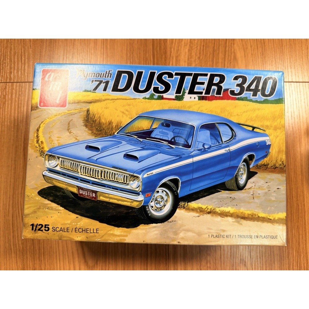 AMT 1971 Plymouth Duster 340 1/25 Plastic Model Kit AMT1118M Started
